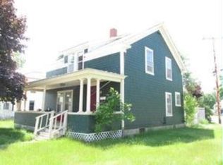14 Alpine St, Norway, ME 04268
