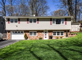 212 Carentan Rd, Hopatcong, NJ 07843