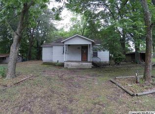286 College St, Crossville, AL 35962
