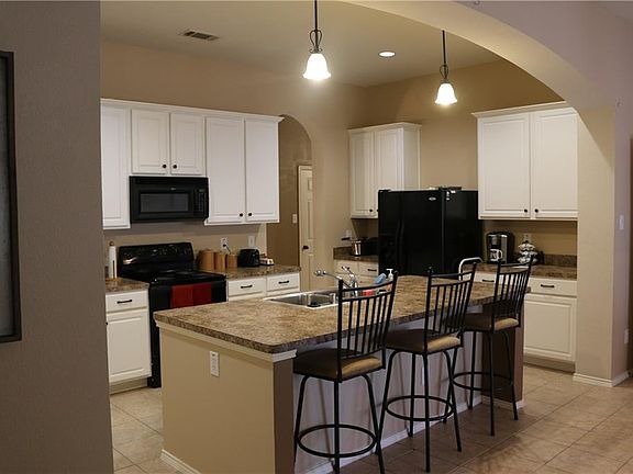 2nd image of 1501 Cowtown Dr