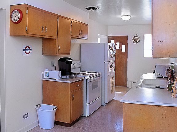 5th image of 7612 York St APT A