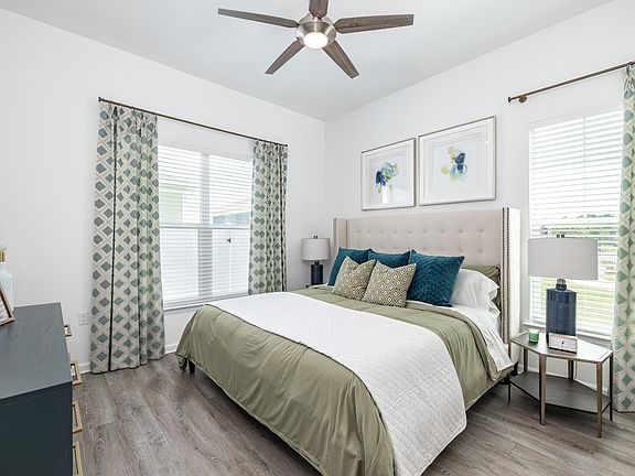 5th image of 11120 Bennett Dr Unit 80