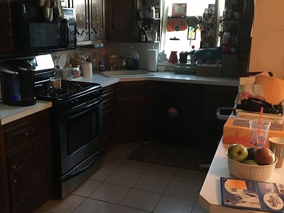 4th image of 2049 Kimball St