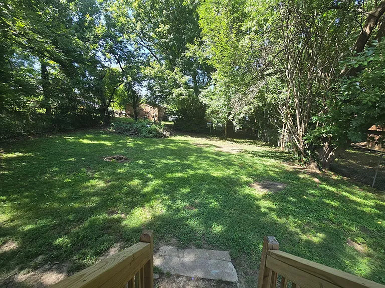326 Pickett Pl — Photo 13