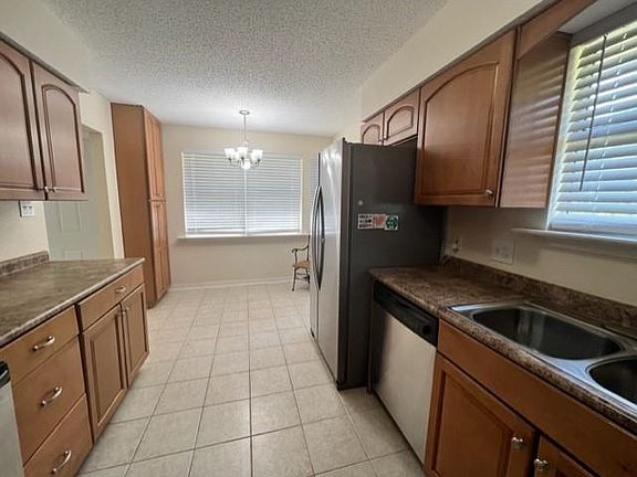 3rd image of 34033 Longleaf Ln