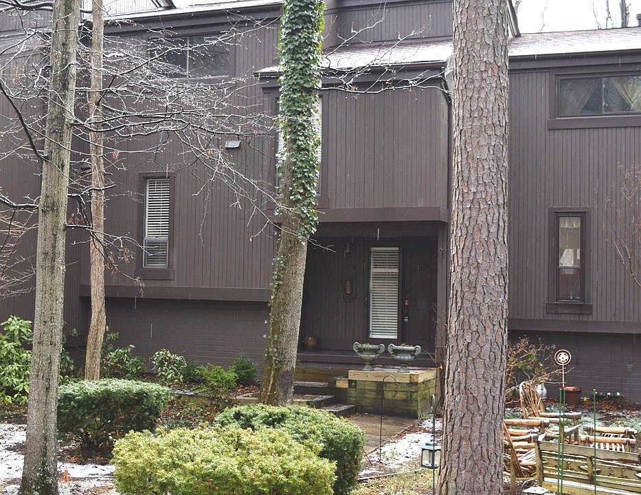 1st image of 9210 Groundhog Dr