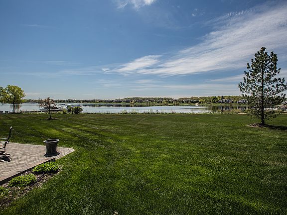 Large Lot w/ Stunning Views