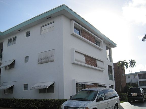 3rd image of 515 S Crescent Dr APT 307
