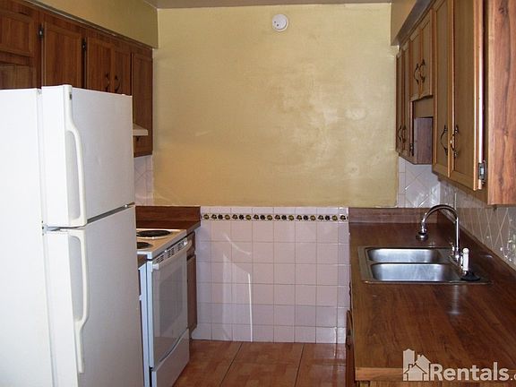 2nd image of 2754 Devie Ct