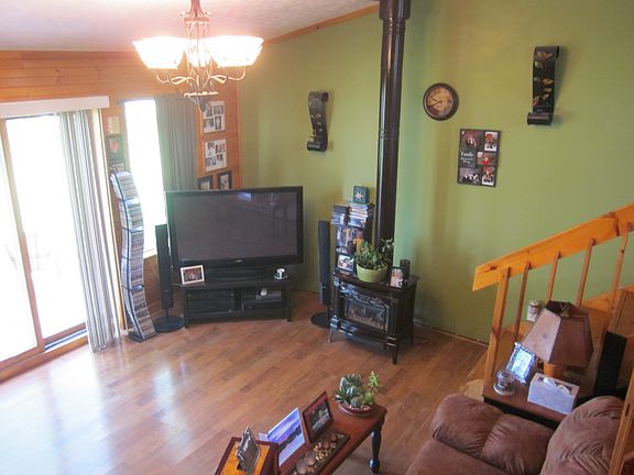 5th image of 20 Nell Manor Dr