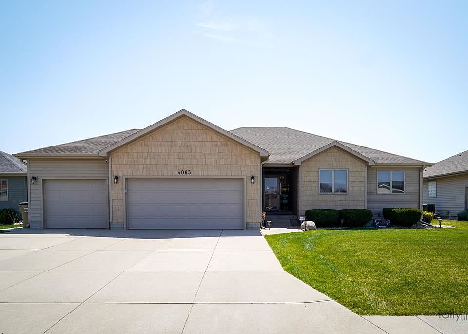 1st image of 4063 Craig Dr