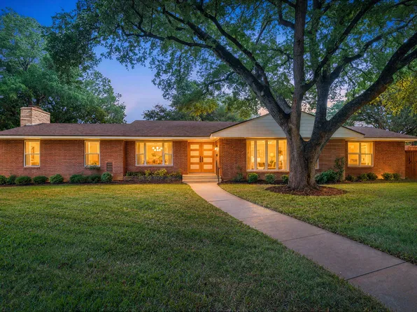 2625 Old Oaks Dr, Waco, TX 76710