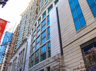130 N Garland Ct APT 3102, Chicago, IL 60602