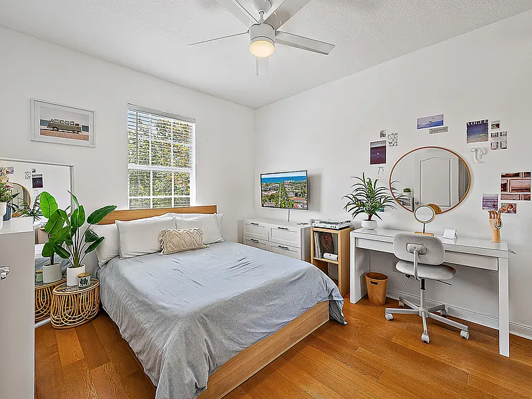 107 Rivinia Dr — Photo 10