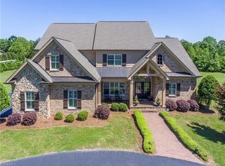 504 Peoples Creek Rd, Advance, NC 27006