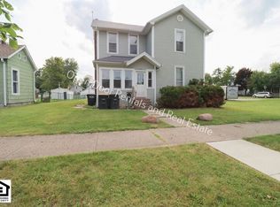 208 1/2 S Grant St, Kendallville, IN