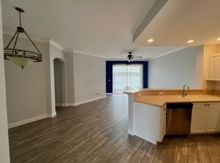 4240 Liron Ave APT 101, Fort Myers, FL 33916