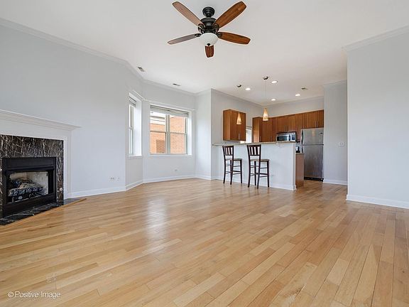 5th image of 6015 N Mozart St APT 304