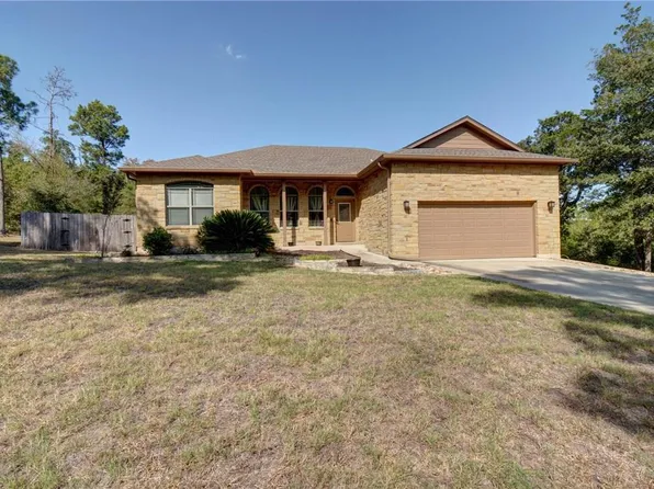 177 Mamalu Dr, Bastrop, TX 78602