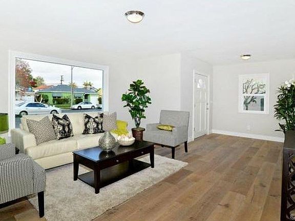 3rd image of 5310 W 120th St