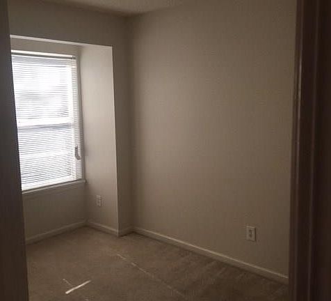 4th image of 10440 Apple Creek Way