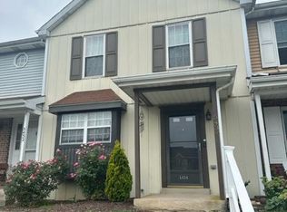 5434 Autumn Dr, Harrisburg, PA 17111
