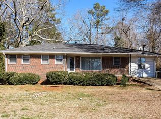 1642 Pine Cir, Austell, GA 30168
