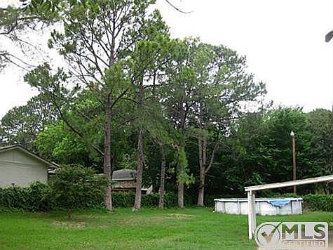 5th image of 209 Meadowbrook Dr