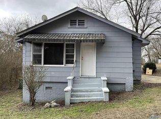302 Elmore St, Gadsden, AL 35901