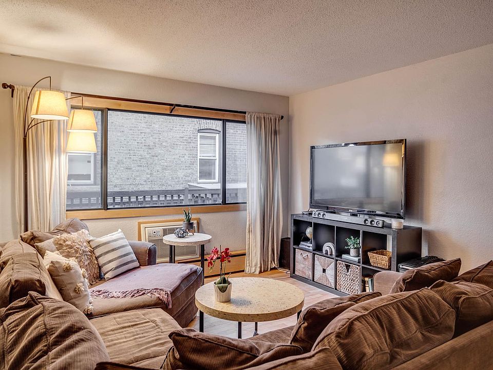 1st image of 2530 1st Ave S APT 205