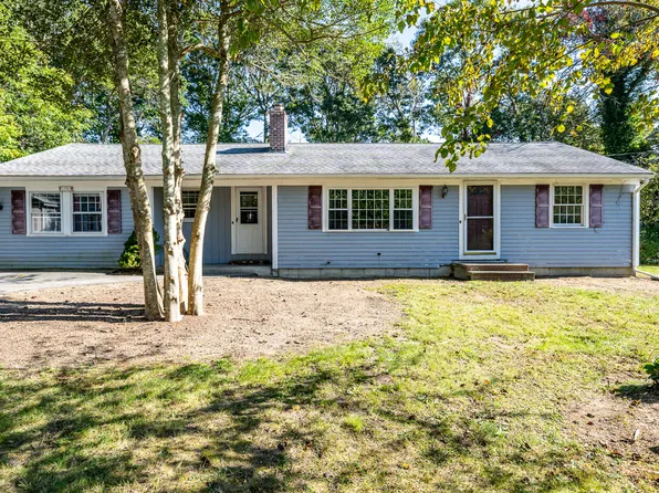 1090 Santuit-Newtown Road, Cotuit, MA 02635