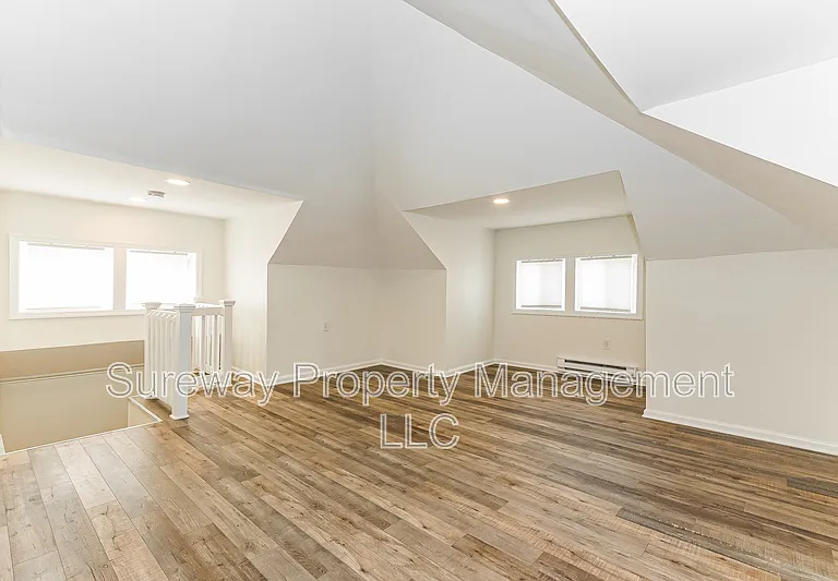 114 Walnut St — Photo 17