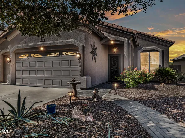 18366 N Coyote Lakes Parkway, Surprise, AZ 85378