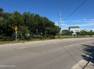 2306 Evans St, Morehead City, NC 28557