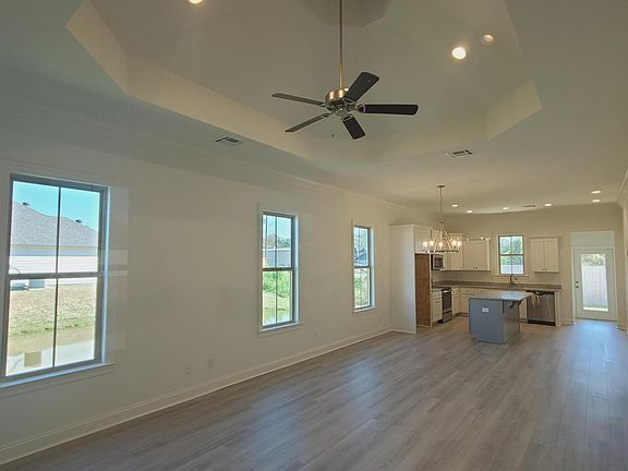 2nd image of 133 Twin Meadow Ln