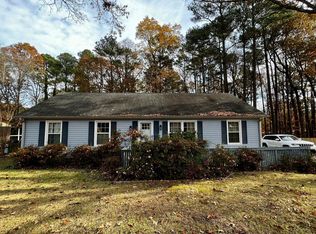 407 S Montreal Ct, Cary, NC 27511