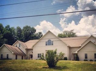 596 Tyrone Rd, Morgantown, WV 26508