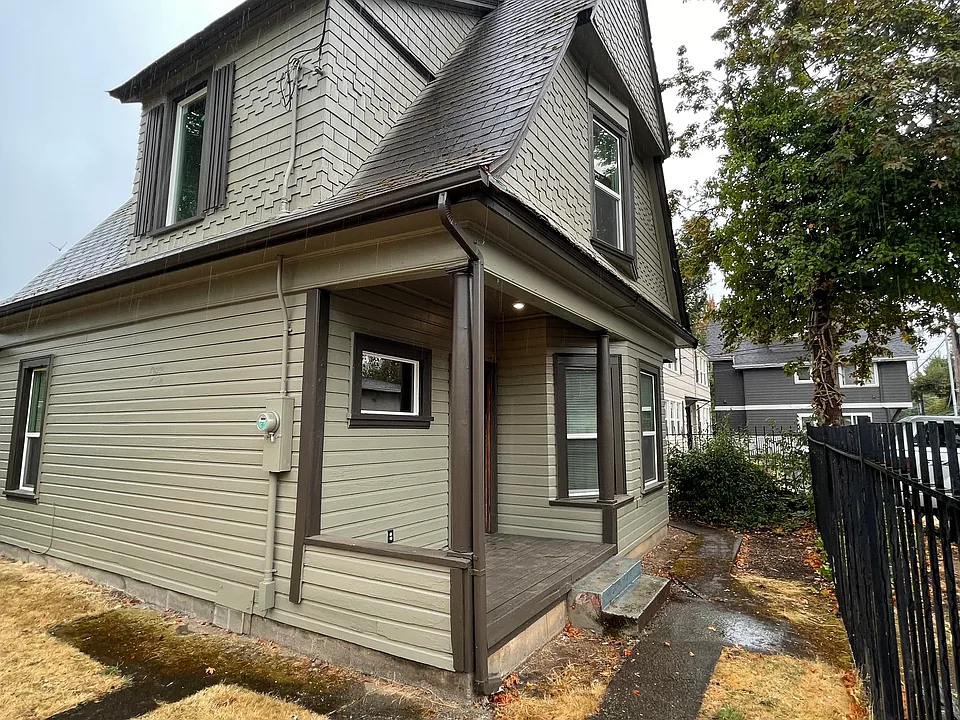 1415 Mill Aly