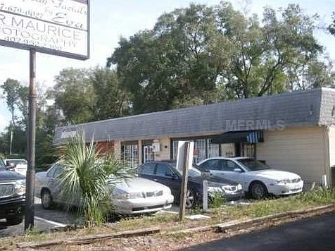4th image of 952 W Fairbanks Ave