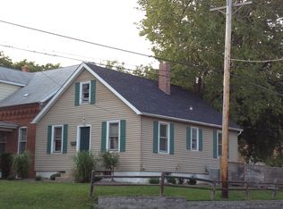 1525 6th St, Highland, IL 62249