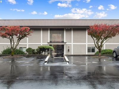 750 1st St #E31, Lake Oswego, OR, 97034