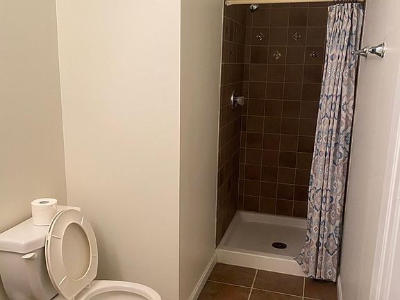 2nd image of 309 Clint Ln