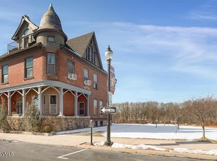 148 S Front St, Milton, PA 17847