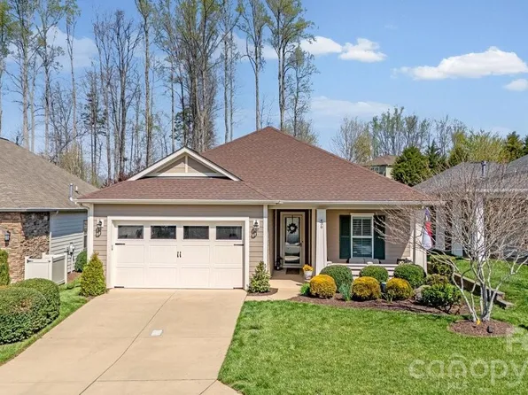 439 Granite Lake Ct, Denver, NC 28037