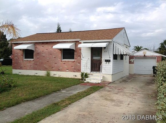 1st image of 323 Woodland Ave