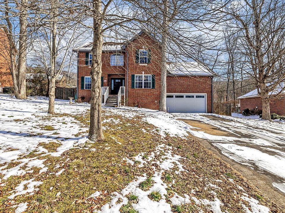 1st image of 105 Crestside Ct