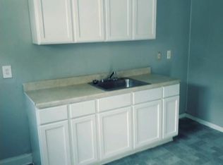 32251 Hillsdale Ct, Westland, MI 48186