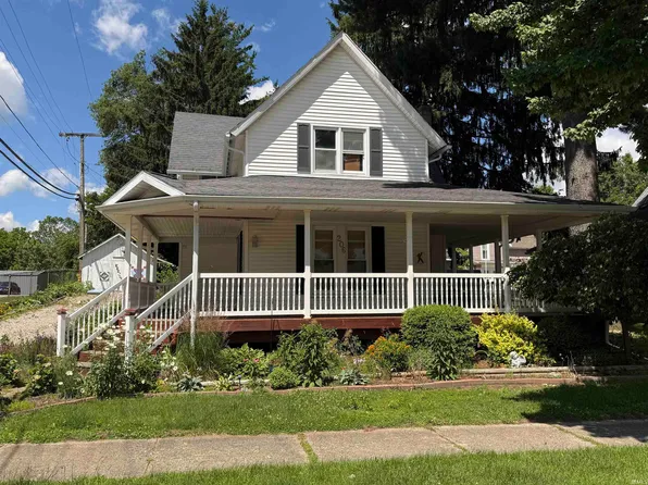 206 S Mountain St, Lagrange, IN 46761