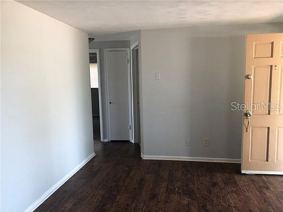 3rd image of 3319 Ottway Dr