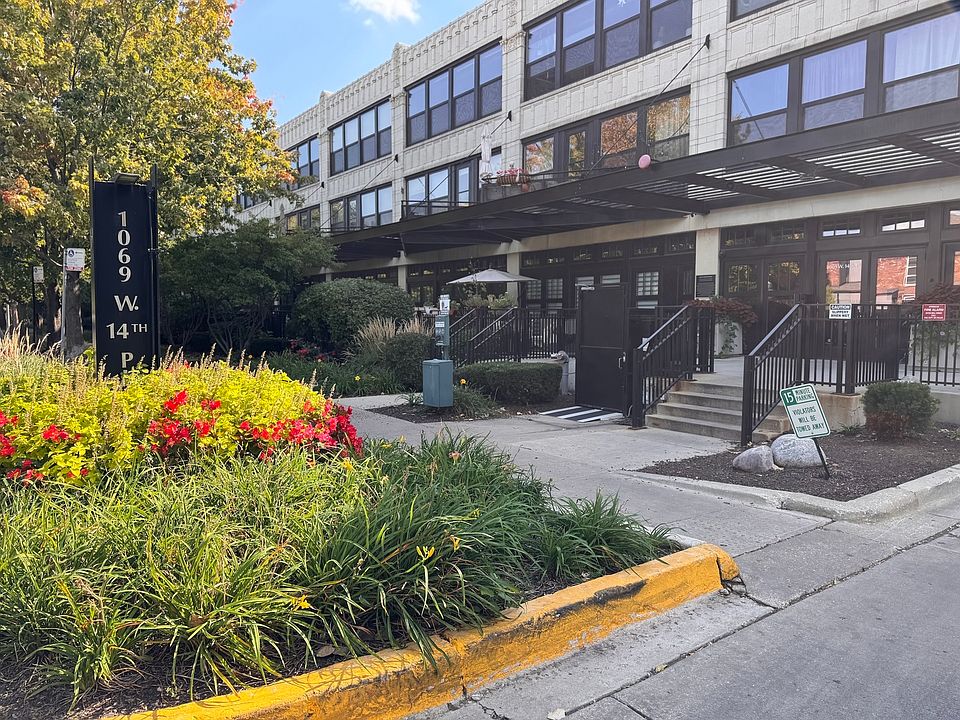 1st image of 1069 W 14th Pl Unit 229